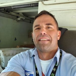 Meet your Posher, Gregory